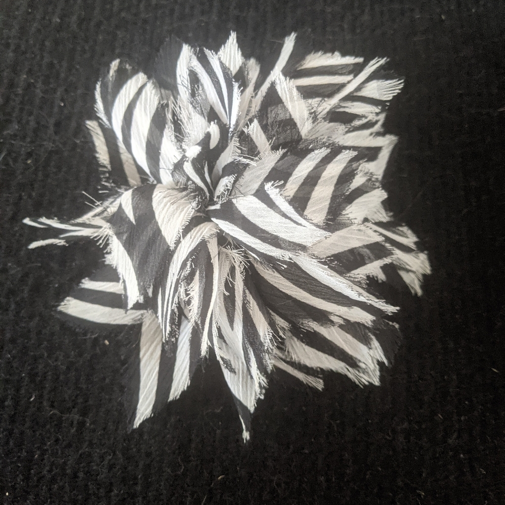 Great Pin - pin or clip it on